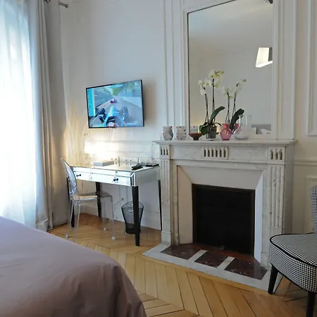 Relais12Bis Bed & Breakfast By Eiffel Tower-3